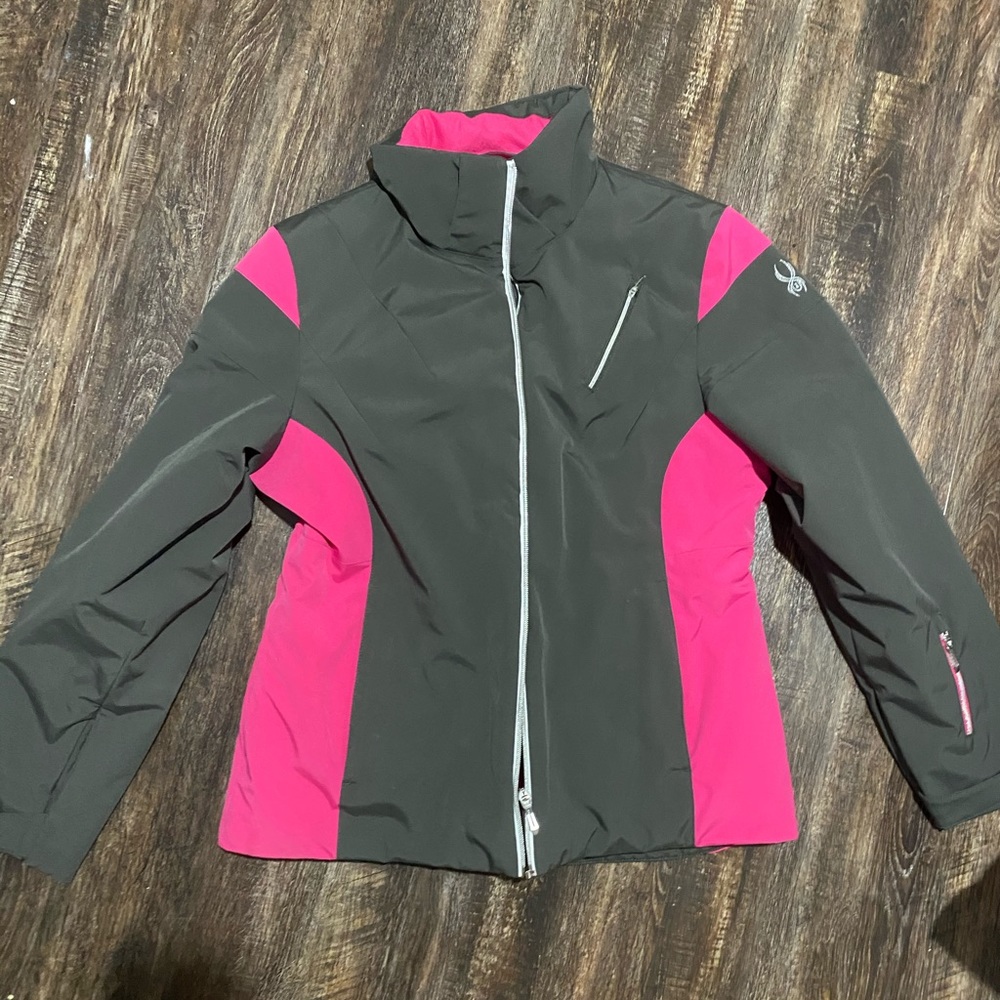 Women’s Spyder ski/snowboard jacket